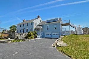 Image of Bell View: Private tennis court and an in-law suite.