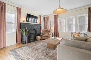 Image of Charming 1930s bungalow in Hendersonville, NC- book today!