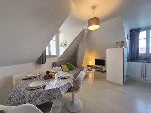 Image of Appartement bord de plage avec piscine