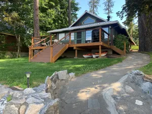 Image of Cozy Lakefront Cabin on Lower Twin Lake w\/ Private Dock & Beach