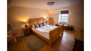Image of Rural retreat with 3 double bedrooms. Access via 1 mile of bumpy farm track.