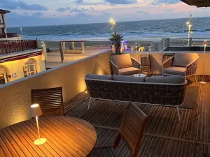 Image of Apartment, large terrace with sea view, air conditioning, 100M from Hossegor beach.