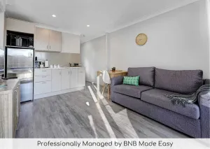 Image of Ophir Studio - Ideal for Work, BBQ