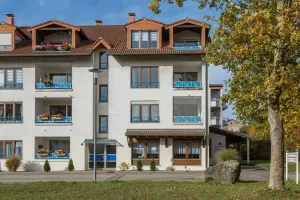 Image of Charming Apartment “Ferienwohnung Schlegel” in Quiet Area