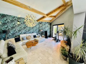 Image of Stone house, swimming pool, spa, pétanque court, outdoor bar
