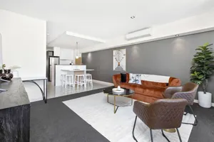 Image of Luxe Chic 3bd Apt City Skyline Views