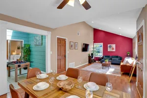 Image of Single Level | Free Parking & Wi-fi | Private Yard