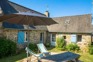 Image of 18 th century Cottage house close to the beach