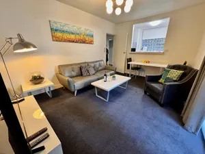Image of 1 Bed King Bed W Parking & Walk to St Kilda Beach
