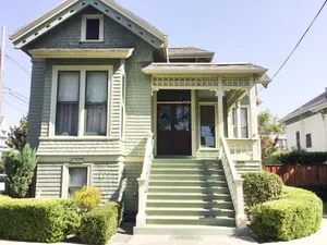 Image of Beautiful Victorian Home- In the heart of Alameda. Minutes from San Francisco