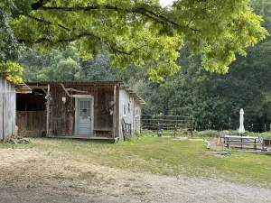Image of The \"Bunkhouse\" At Hunter Hollow Farm