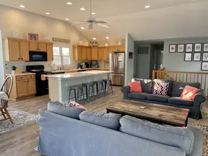 Image of Oceanside 2 blocks to Beach, close to downtown Bethany, sleeps 18
