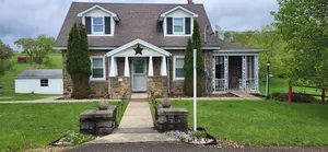 Image of Quiet Space with Spacious Yard for Parking in Nice Community
