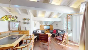 Image of Quiet 4-roomed apartment in the attic.