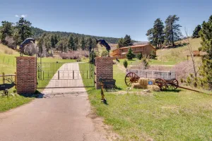 Image of Lookout Mountain, Log cabin Golden, Wedding venue, Red Rock concerts, skiing