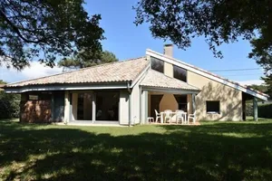 Image of Tiokers - Hossegor - Confortable villa sur terrain clos idéalement située entre lac et Océan et à 1200m du centre ville