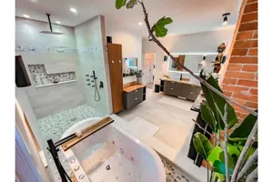 Image of Luxe Shadyside Victorian★Central★ Park free★8 beds