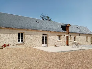 Image of Charming Countryside Home with Farm Animals, Large Garden, and Proximity to Local Attractions