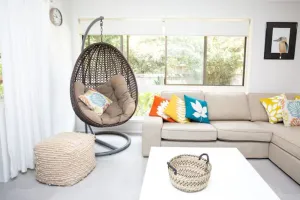 Image of STYLISH Beach house - 9 min walk to SOUTH GOLDEN beach! BOOK BLUESFEST!!