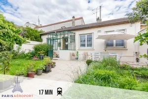 Image of Maison Familiale Calme Avec Jardin et Barbecue