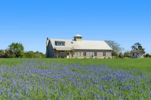 Image of Brenham-Home\/Barn amazing place to stay!  Completed 2019