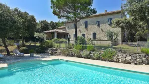 Image of Mas in Drôme, swimming pool, view on the Mont Ventoux