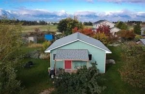 Image of Peaceful Vacation Getaway, Private Yard, Hot Tub, 360 Views, Cozy Cottage in the heart of the Bitterroot Valley, Sage Cottage 406