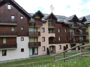 Image of Very nice duplex; 3 *; in a luxury residence; facing south, at the foot of the slopes
