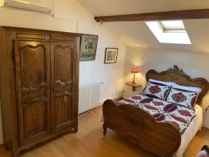Image of Rachmaninov room, antique style