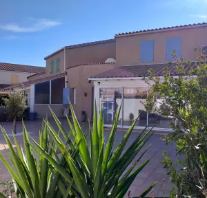 Image of NEW! Comfortable villa 500m from the beach, Air conditioning, WIFI, residence with swimming pool