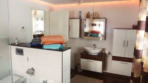 Image of Suite!!! Apartment with lots of space and light!