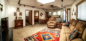 Image of This house is a 3 bedroom(s), 1 bathrooms, located in Thermopolis, WY.