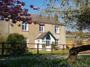 Image of Forest Farm Papplewick Nottingham - Spacious Self-Contained Rural Retreat!
