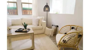 Image of Modern Designer Home w\/ King Bed - 30 minutes to all the theme parks!