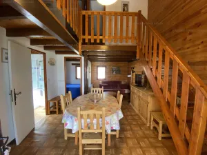 Image of Chalet 3 chambres avec terrasse aux Angles - FR-1-295-145