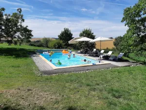 Image of 10-person self-catering cottage with heated pool, extra beds available.