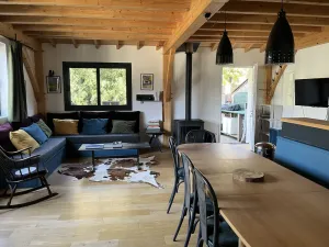Image of 4-star gite, sleeps 6 in the Ossau valley. Wooded park with Nordic bath!