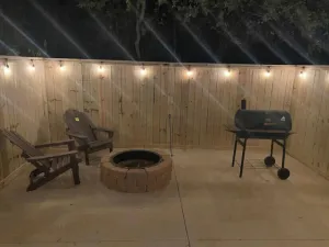 Image of 4 MILE\/RIVERWALK PRIVATE GUESTHOUSE WITH FIREPIT
