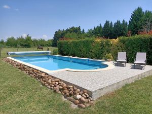 Image of Comfortable cottage 3 people max with pool near Isle sur Sorgue