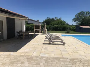 Image of Modern 4 bed villa, air-con in living area, fabulous terrace\/garden, large pool.