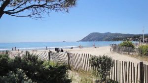 Image of T2 duplex in secure residence, private parking, swimming pool, air conditioning, internet