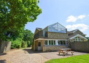 Image of Ger-y-llyn - Two Bedroom Apartment, Sleeps 4