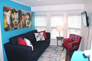 Image of Stylish Beach Apt - 4 Blocks from Beach & 2 Blocks from Downtown Asbury