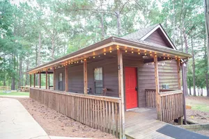 Image of studio rm w\/ full kitchen, 1 bth , private deck, & WiFi @ Kick Back Ranch.