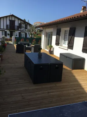 Image of Charming town house, close to shops and beach