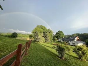 Image of Country estate  yet near to everything! Kayaking, hiking, restaurants