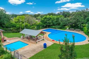 Image of Gorgeous rustic home near Riverwalk and Sea World