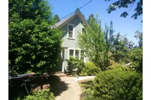 Image of Crest View
