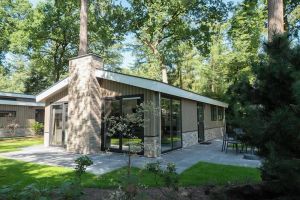 Image of Detached chalet with three bedrooms, one bathroom and a separate toilet