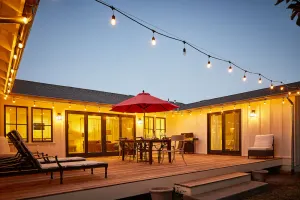 Image of Modern Sonoma Farmhouse, Hot Tub, Close to Historic Sonoma  Square